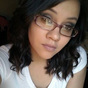 Meet your Posher, Leilani